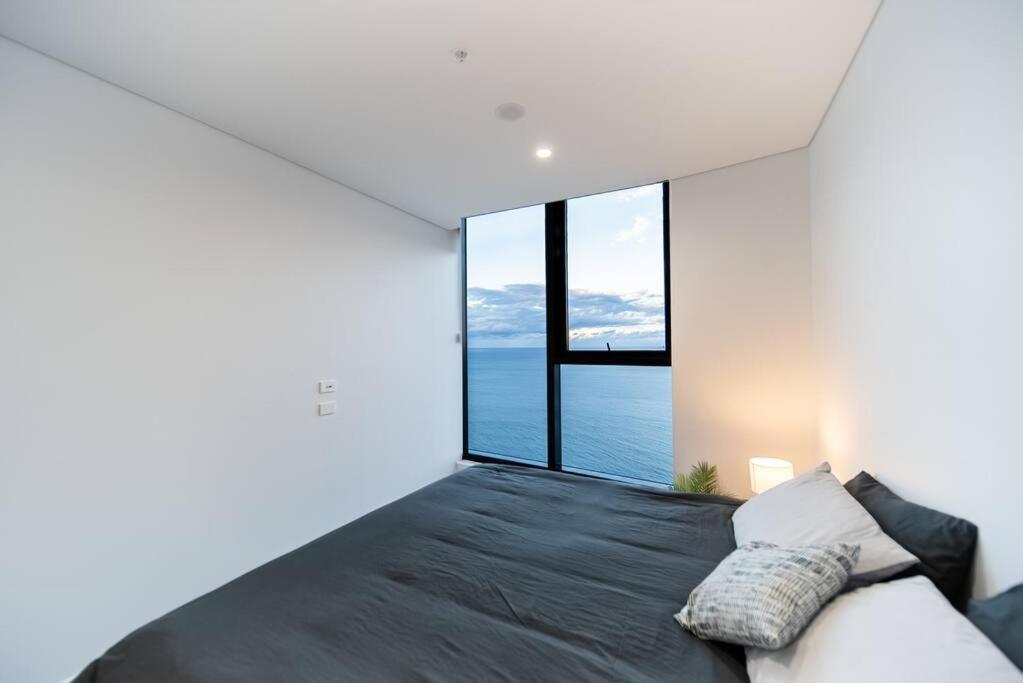 Sea Fever - Lv 65 Skyhome On Ocean Meriton Apartment Gold Coast