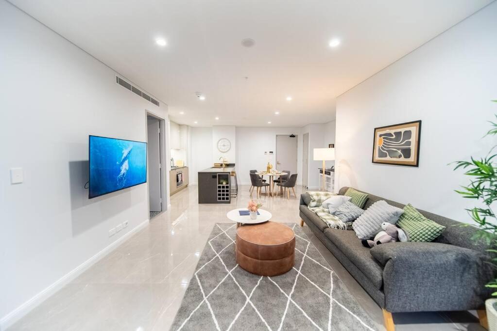 Apartment Sea Fever - Lv 65 Skyhome On Ocean Meriton Gold Coast