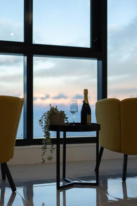 Sea Fever - Lv 65 Skyhome On Ocean Meriton Apartment
